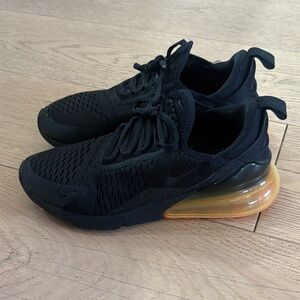 Nike Women's Black Sneakers with Amber Air Unit